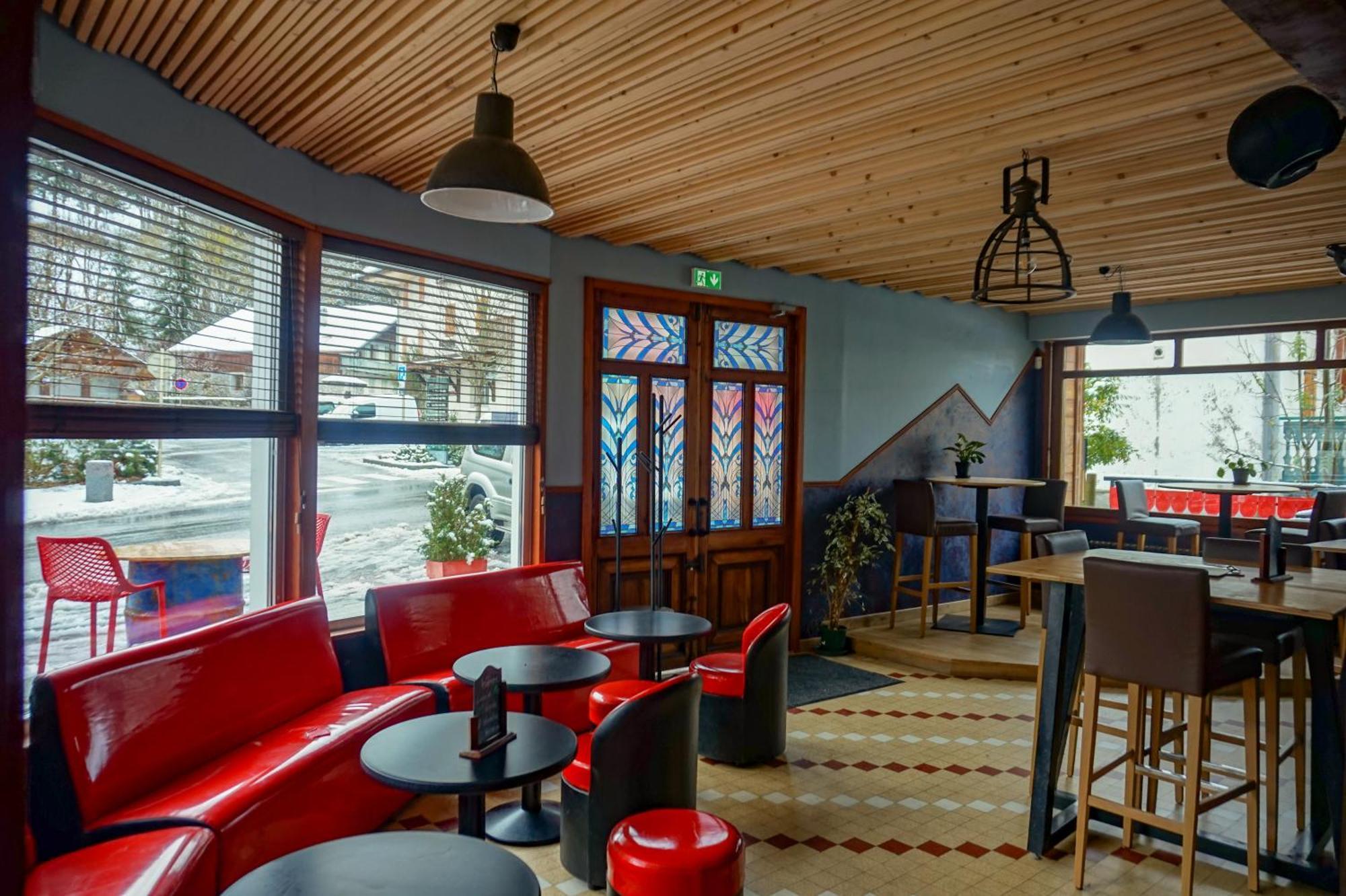 Le Retro Bed & Breakfast ลาชาเปล-ดาบงด็องซ์ ภายนอก รูปภาพ